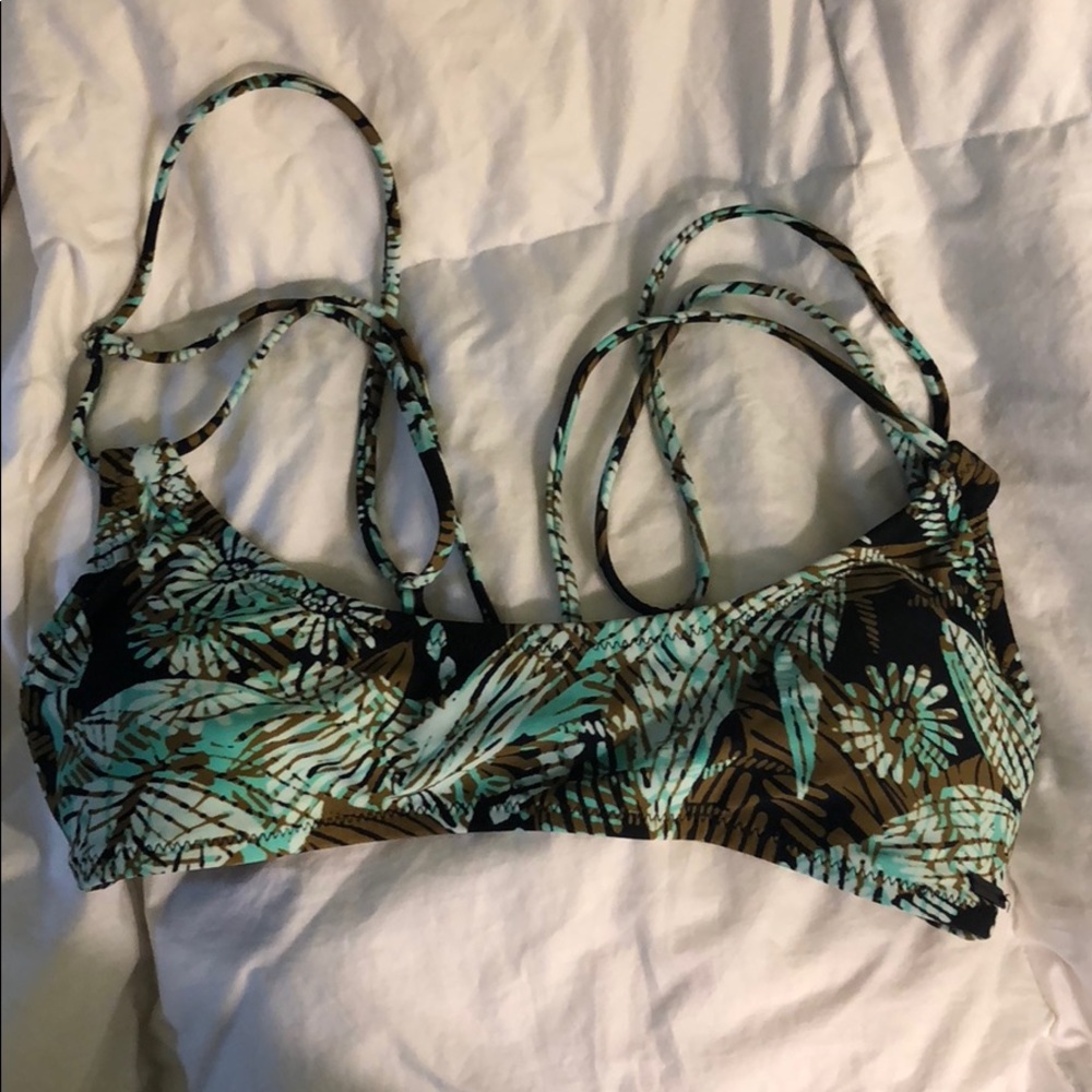Volcom bikini top